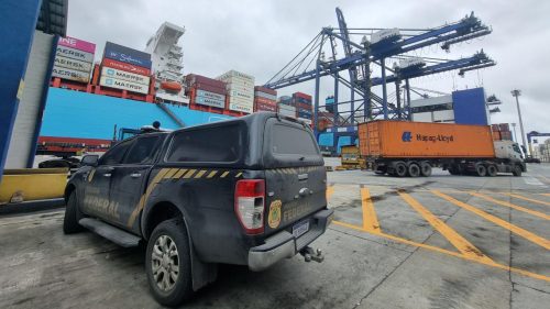 Operação Fundo Falso: PF cumpre 11 mandados contra grupo suspeito de enviar cocaína ao exterior