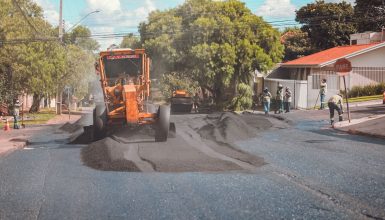 Cascavel avança com reperfilamento asfáltico e já conclui 15% das obras previstas Imagem referente a Cascavel avança com reperfilamento asfáltico e já conclui 15% das obras previstas