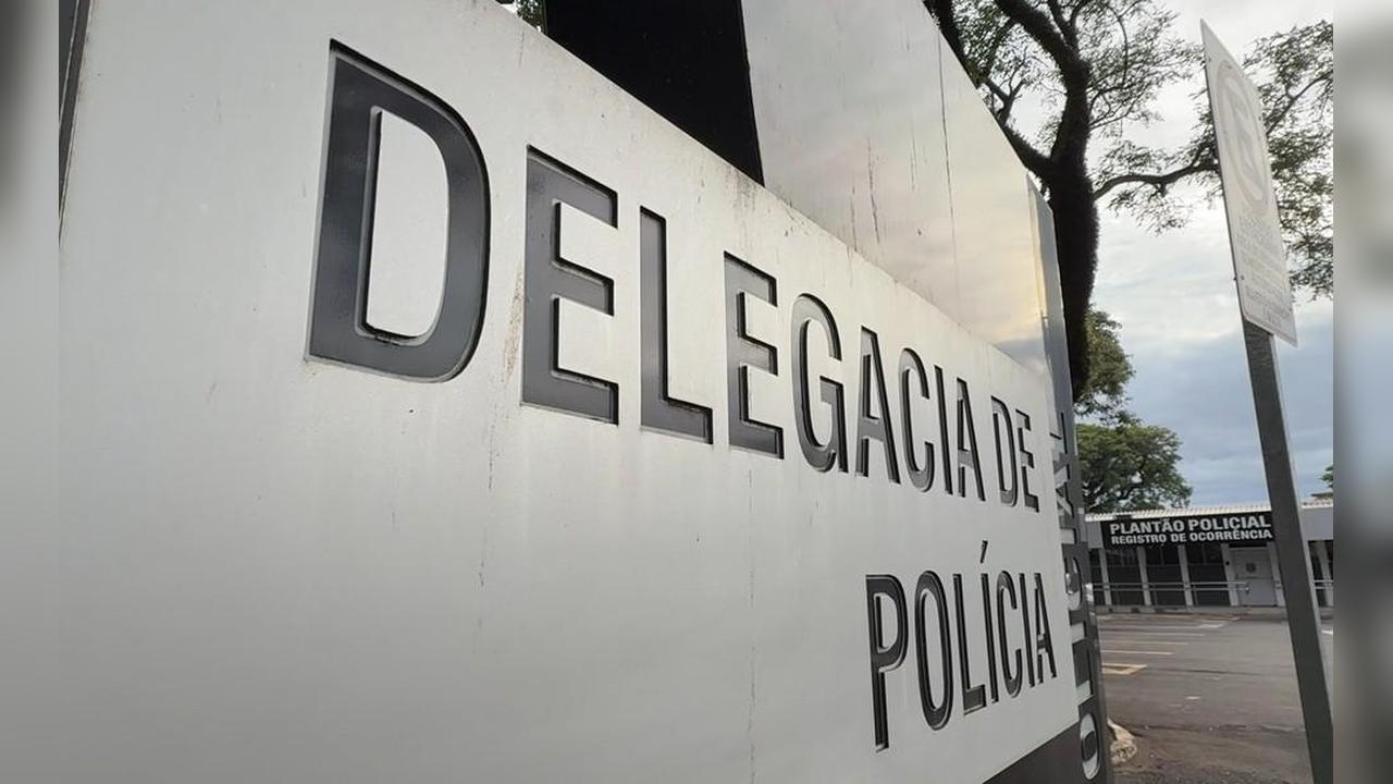 Bebê de 12 dias internada com múltiplas lesões mobiliza polícia em Maringá Bebê de 12 dias internada com múltiplas lesões mobiliza polícia em Maringá