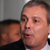 Imagem referente a Deputado aciona Justiça contra alta de até 15% na conta de luz no Rio