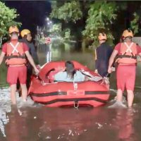 Imagem referente a Chuva provoca desalojamentos e inundações em Peruíbe, litoral de SP