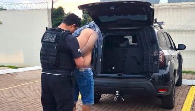 Polícia faz operação contra quadrilha suspeita de furtar caminhonetes de luxo Imagem referente a Polícia faz operação contra quadrilha suspeita de furtar caminhonetes de luxo