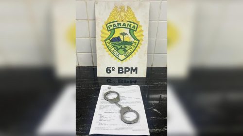 Homem com mandado por furto é preso pela PM durante patrulhamento 14 de Novembro Homem com mandado por furto é preso pela PM durante patrulhamento 14 de Novembro