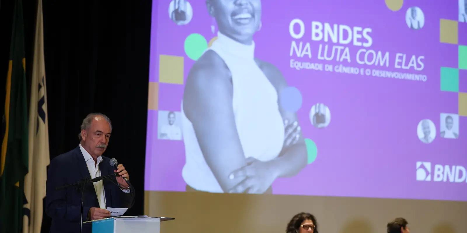 BNDES reduz taxa de juros em empréstimos para mulheres de cooperativas BNDES reduz taxa de juros em empréstimos para mulheres de cooperativas