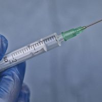 Imagem referente a Anvisa alerta para riscos de uso indevido de preenchedores dérmicos