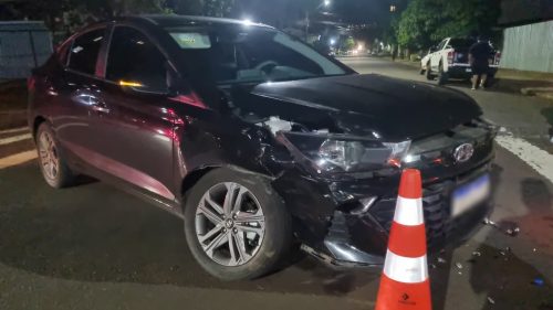 HR-V e HB20 se envolvem em colisão no Centro de Cascavel