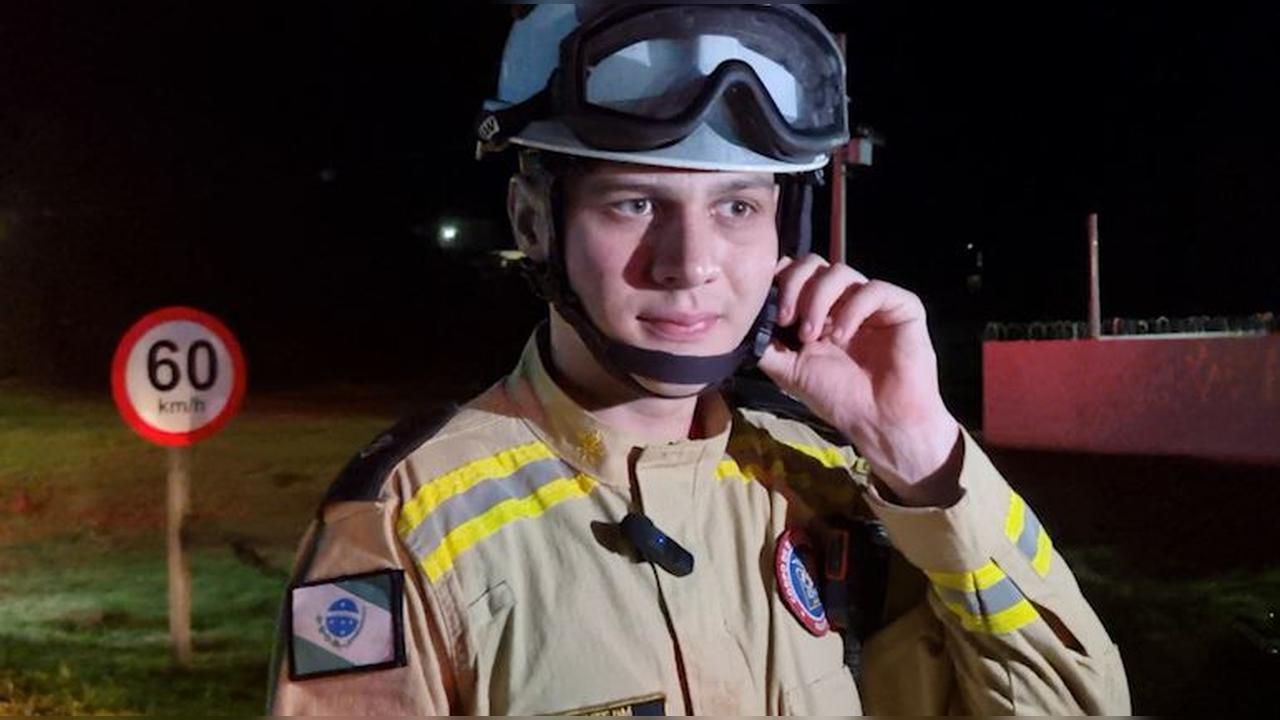 Tenente do Corpo de Bombeiros detalha atendimento a capotamento na BR-467 Tenente do Corpo de Bombeiros detalha atendimento a capotamento na BR-467