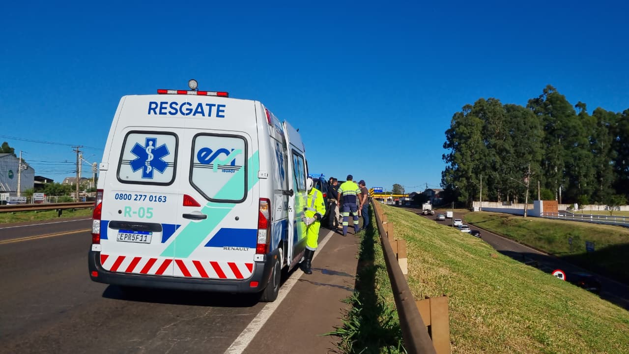Motociclista fica ferido após bater na traseira de Mercedes na BR-277 em Cascavel Motociclista fica ferido após bater na traseira de Mercedes na BR-277 em Cascavel