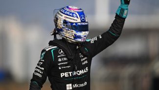 Russell celebra pole da sprint para GP da China de F-1 e exalta Mercedes: 'Prazer de pilotar' Russell celebra pole da sprint para GP da China de F-1 e exalta Mercedes: 'Prazer de pilotar'