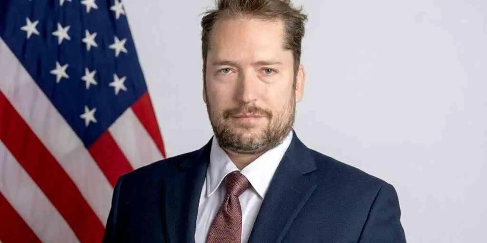 Itamaraty confirma revogação de visto de assessor de Trump Itamaraty confirma revogação de visto de assessor de Trump