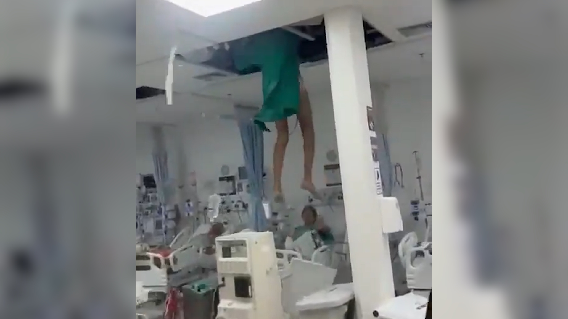 Vídeo mostra paciente caindo do teto de hospital; caso será investigado pela Polícia Civil Vídeo mostra paciente caindo do teto de hospital; caso será investigado pela Polícia Civil