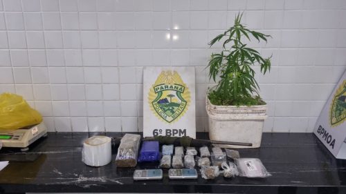 Homem de 28 anos é detido por tráfico de drogas após denúncias no bairro Interlagos