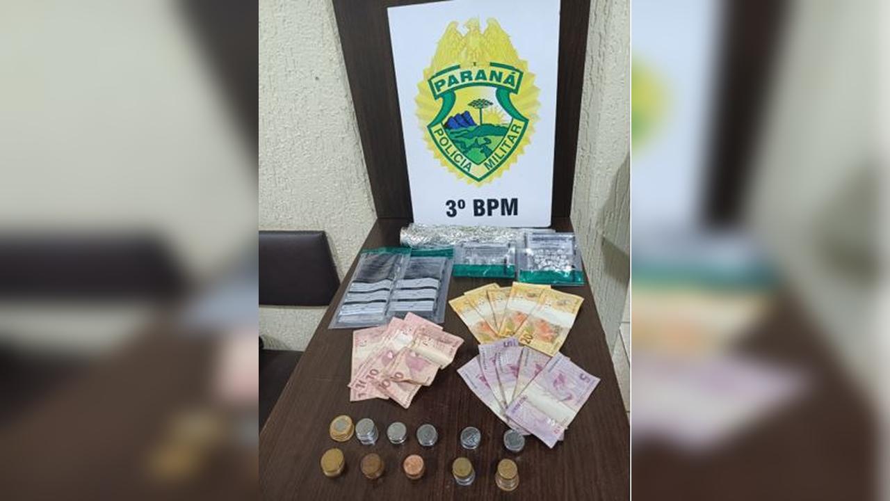 Polícia Militar apreende adolescente com pedras de crack próximo a CMEI no bairro Alvorada Imagem referente a Polícia Militar apreende adolescente com pedras de crack próximo a CMEI no bairro Alvorada