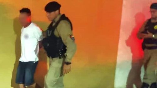 Homem é preso após ameaçar convivente e quebrar objetos em casa no Julieta Bueno