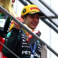 Imagem referente a Antonelli agradece à Mercedes por triunfo na China: 'Eles me ajudaram a realizar o sonho'