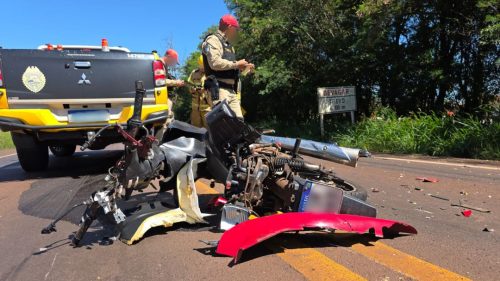 Jovem morre após colisão entre moto e carreta na PR-317, em Toledo