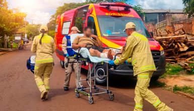 Homem fica ferido ao manusear serra mármore e é socorrido pelo Siate em Cascavel Imagem referente a Homem fica ferido ao manusear serra mármore e é socorrido pelo Siate em Cascavel