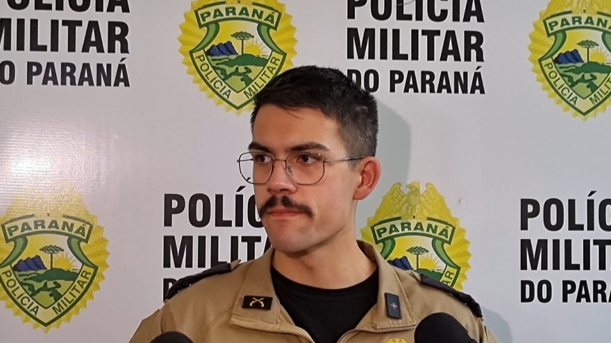 Abandono de incapaz: Conforme PM, crianças estavam com odor forte de urina, com medo e com fome