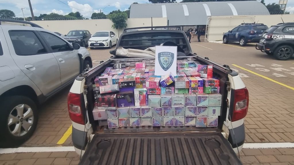 Saveiro carregada de cigarros eletrônicos é apreendida no São Cristóvão