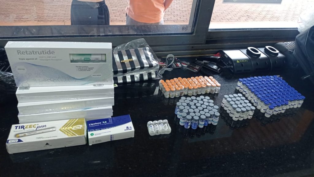 Com destino a Curitiba, medicamentos para emagrecimento são apreendidos em Cascavel