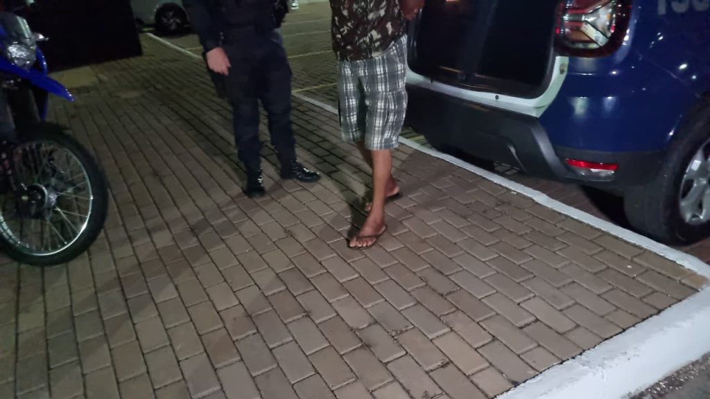 Homem não aceita fim de relacionamento e é detido por ameaças no Cascavel Velho