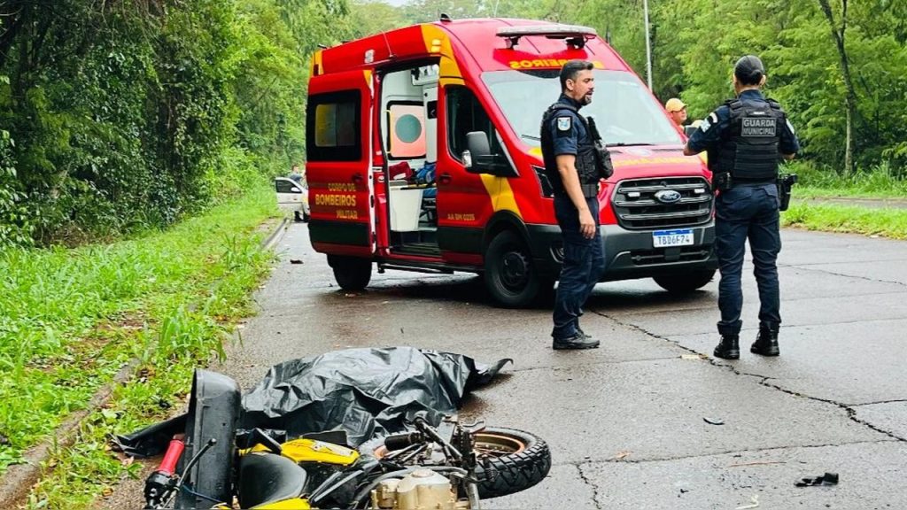 Motociclista morre após grave acidente na Avenida Beira Rio em Foz do Iguaçu
