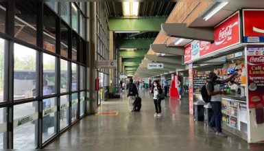 Imagem referente a Espaços comerciais da rodoviária de Cascavel são concedidos a empresas após licitação