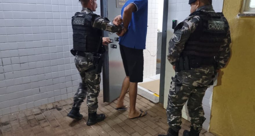 Homem é detido por dívida de pensão alimentícia no bairro Floresta