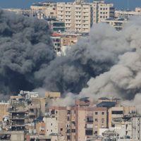 Imagem referente a Israel ataca centro de Beirute em uma expansão da guerra