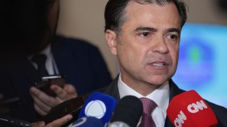 Diretor da Aneel critica Enel por tentar suspender processo