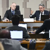 Imagem referente a CPI do Crime aprova pedido para investigar beneficiários do Master