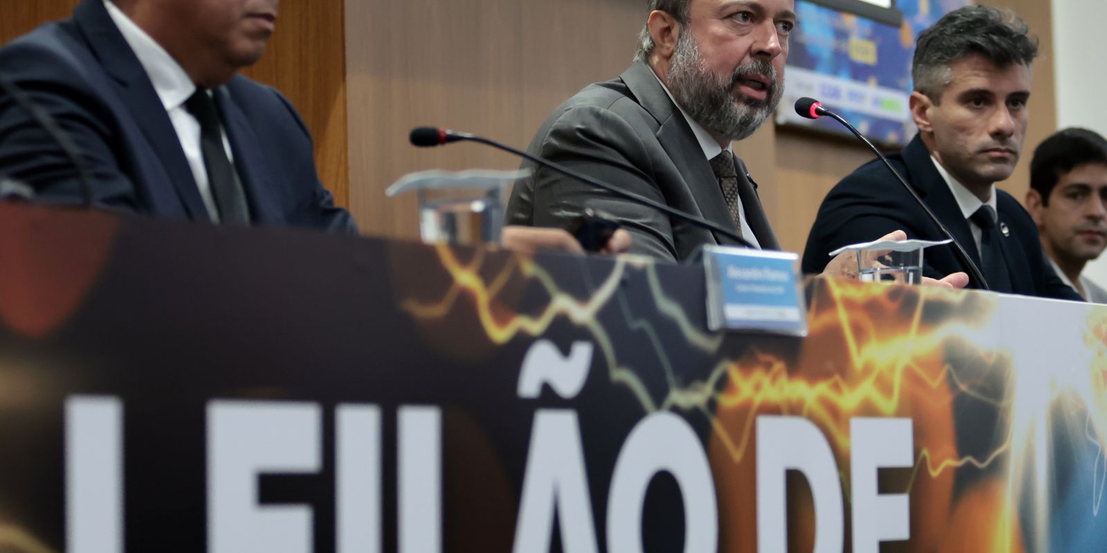 Leilão contrata 19 mil MW em leilão histórico para reserva energética Leilão contrata 19 mil MW em leilão histórico para reserva energética