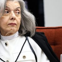 Imagem referente a Cármen Lúcia relata ameaça de bomba em palestra a estudantes no DF