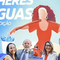 Imagem referente a Jamais vamos acabar com o seguro-defeso, diz Lula a pescadoras