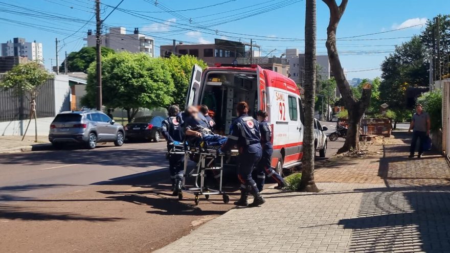 Idoso de 76 anos é socorrido pelo Samu após problema em marca-passo no Centro de Cascavel