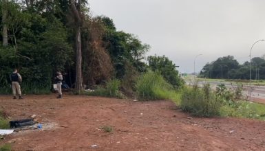 Imagem referente a Execução a céu aberto: homem é morto a tiros na cabeça enquanto estava sentado