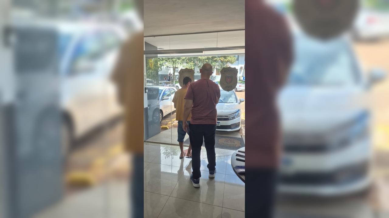 Homem é preso em Cascavel por lesão corporal e ameaça durante Operação Mulher Segura Homem é preso em Cascavel por lesão corporal e ameaça durante Operação Mulher Segura
