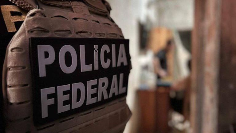 Imagem referente a Argentino procurado pela Interpol por tentativa de feminicídio é preso pela PF de Cascavel