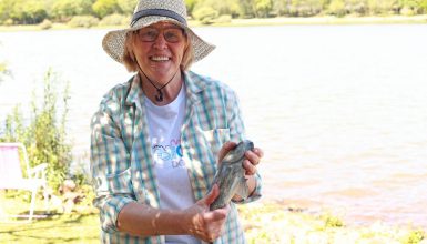 Imagem referente a Pesca no Lago reúne idosos em evento especial no Lago Municipal