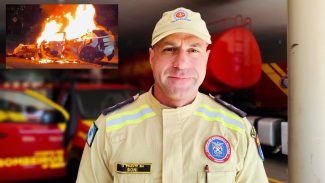 'Populares tentaram socorrer jovem de carro em chamas mas cinto não soltou', afirma oficial