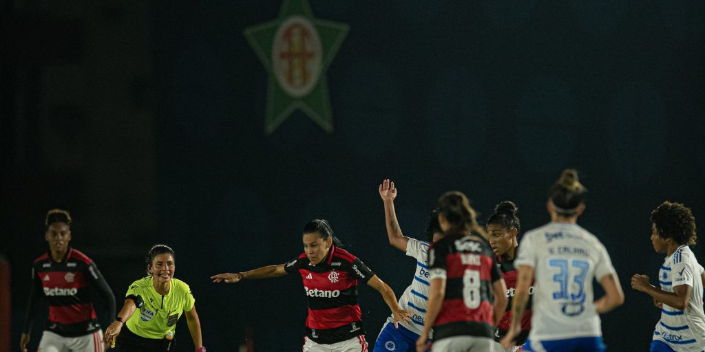 Flamengo e Cruzeiro empatam na abertura da 4ª rodada do BR Feminino