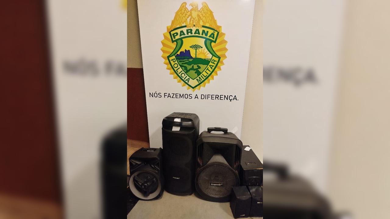 Festas barulhentas: PM faz arrastão para garantir tranquilidade em Cascavel Imagem referente a Festas barulhentas: PM faz arrastão para garantir tranquilidade em Cascavel