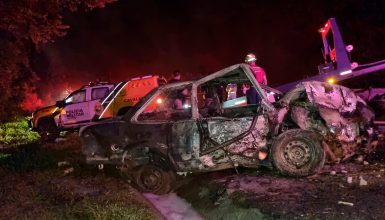 Viatura da Polícia Militar se envolve em grave acidente com Verona na BR-277, em Cascavel Imagem referente a Viatura da Polícia Militar se envolve em grave acidente com Verona na BR-277, em Cascavel