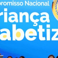 Imagem referente a Brasil atinge meta com 66% das crianças alfabetizadas em idade certa