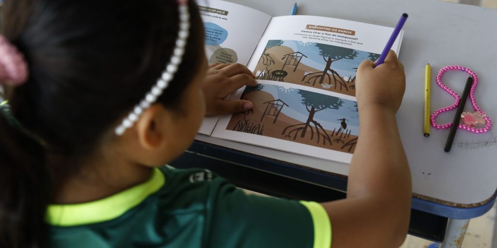 Criança diz a Lula que um “mundo mágico” se abriu ao aprender a ler