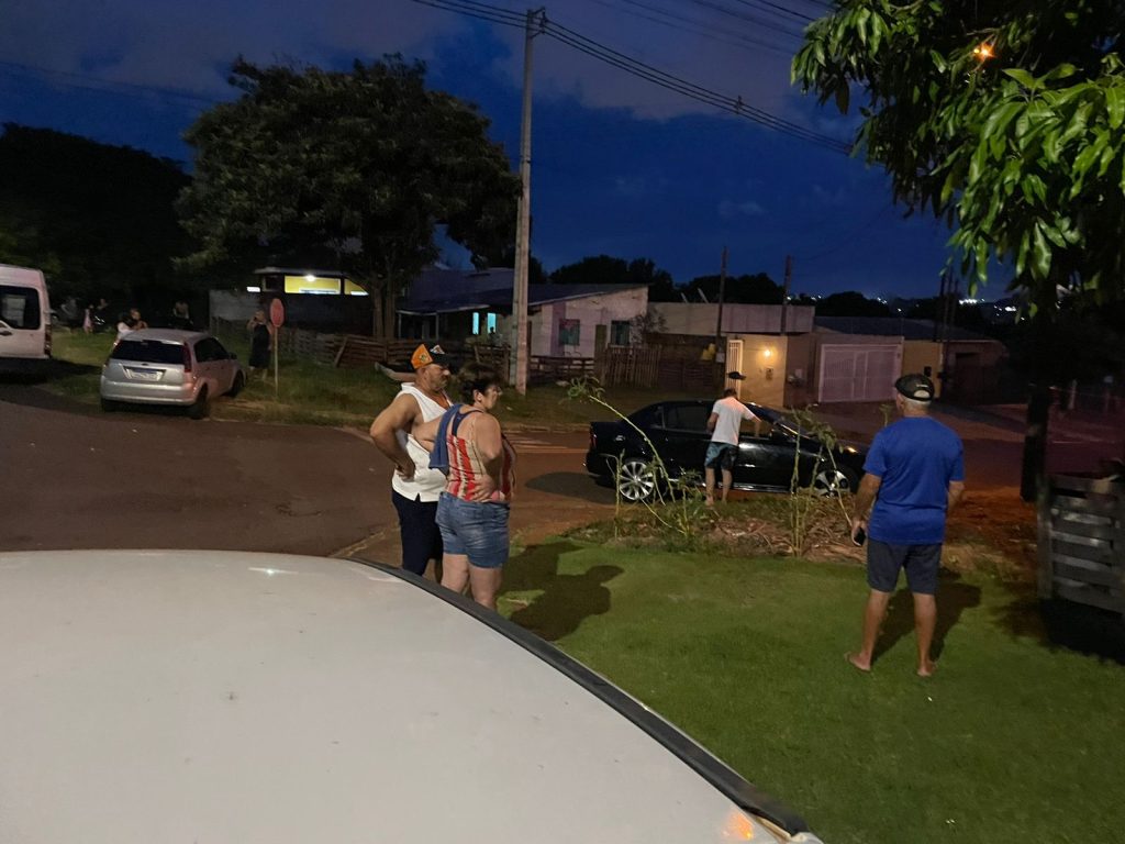 Colisão entre carros no Bairro Floresta termina sem feridos e assusta moradores