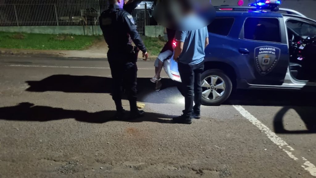 Ação da Guarda Municipal termina com jovem detido com carro furtado no Bairro Claudete em Cascavel