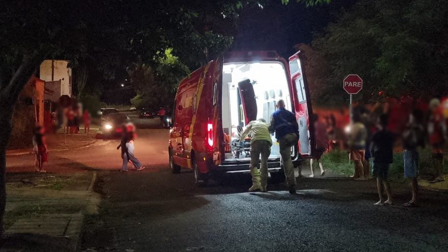 Forte colisão entre motos deixa dois homens feridos no Esmeralda