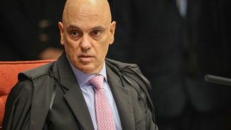 Moraes expede mandado de soltura que autoriza domiciliar a Bolsonaro