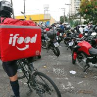 Imagem referente a BB vai criar pontos de apoio para entregadores de aplicativos